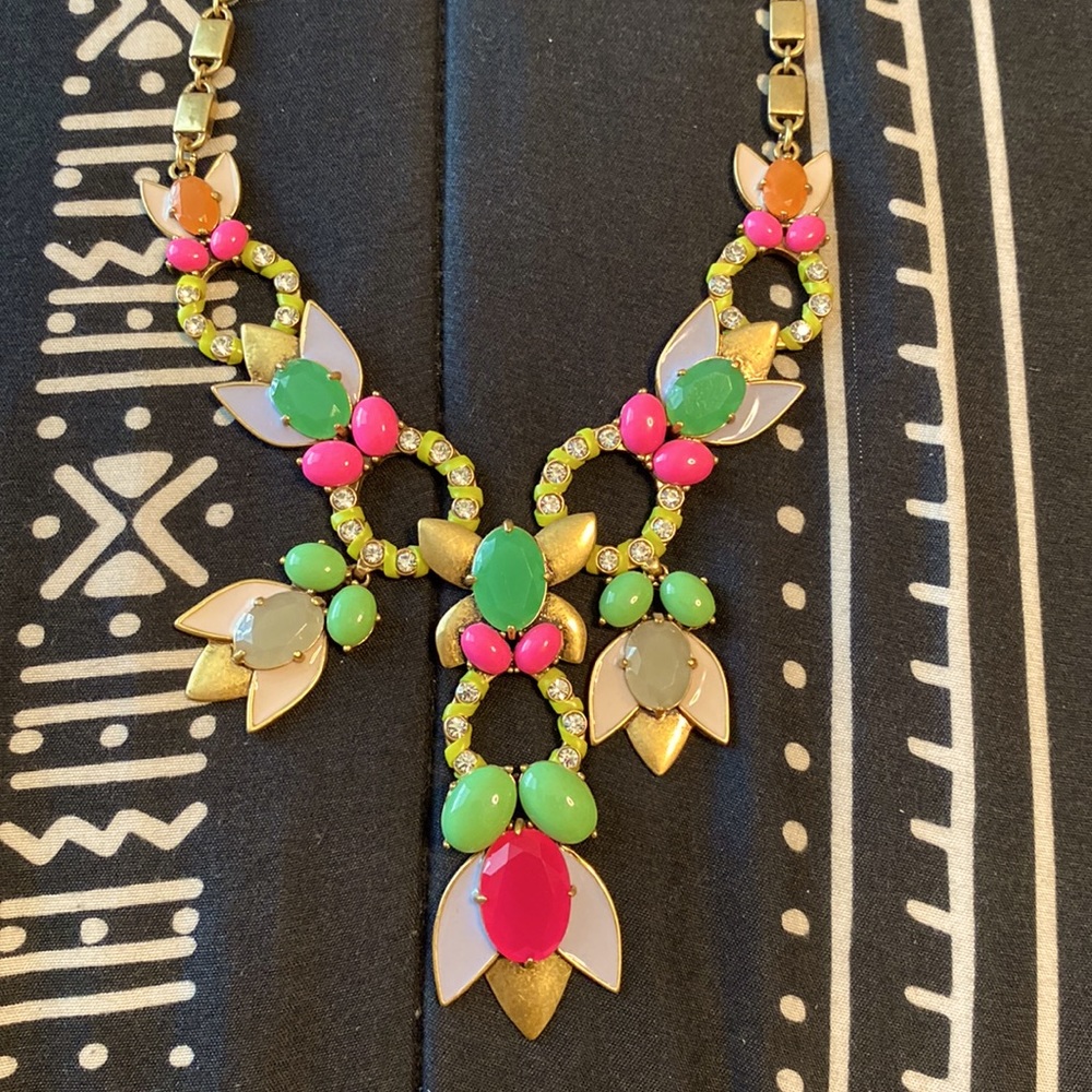 Stella & Dot candy-colored necklace